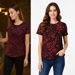 Liz Claiborne XS Red Black Floral Print Tee Scoop Hem Short Sleeve Top